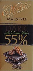 Wedel srednie maestria dark 55 with pecan nuts